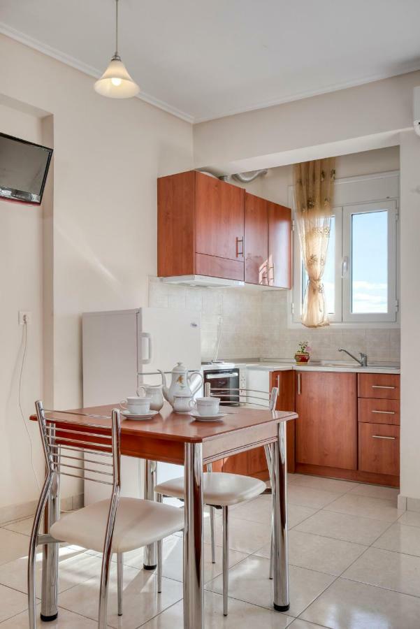 Niovi Luxury Apartments Лутра-Эдипсу Экстерьер фото